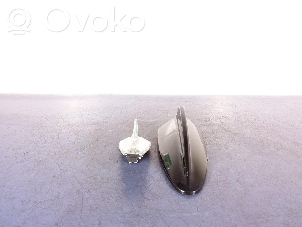 BMW 5 F10 F11 Antenna GPS 