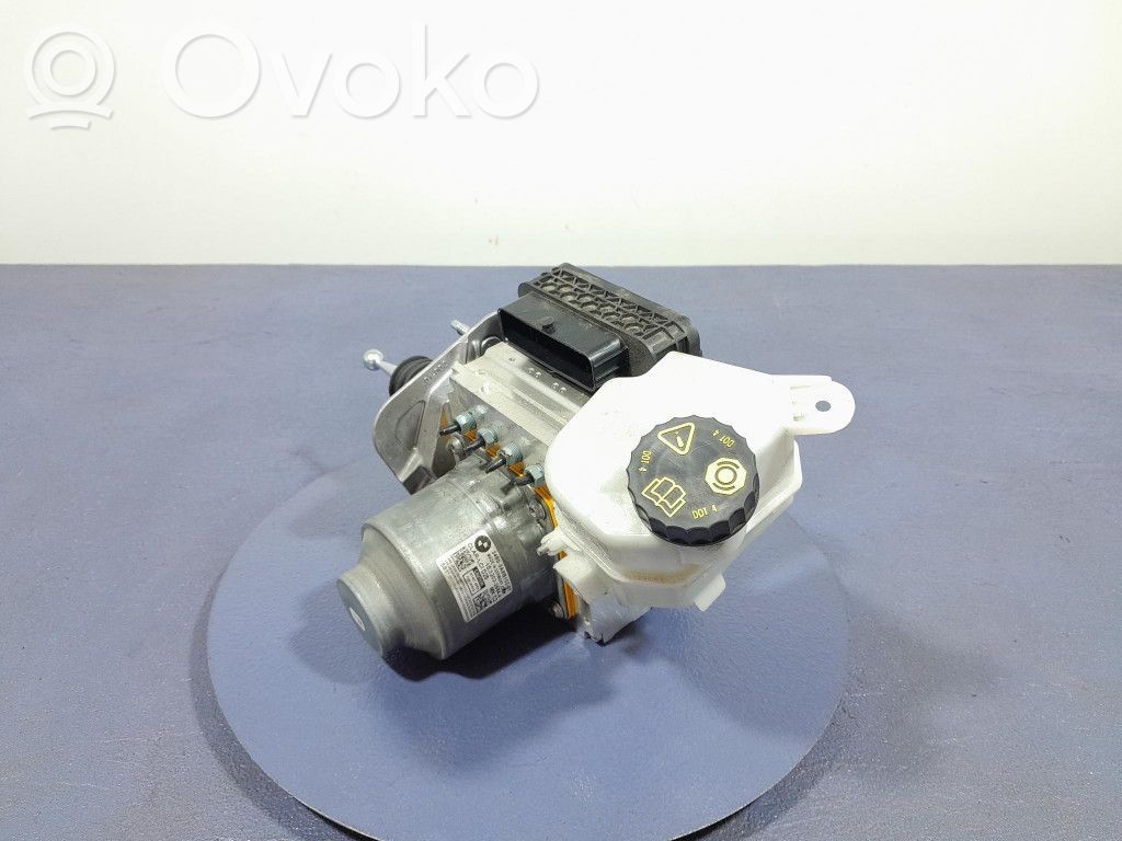BMW X6 M Master brake cylinder 