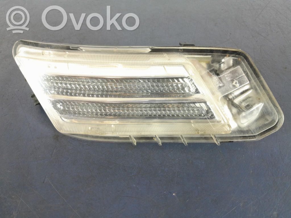 Volvo XC60 Miglas lukturis priekšā 