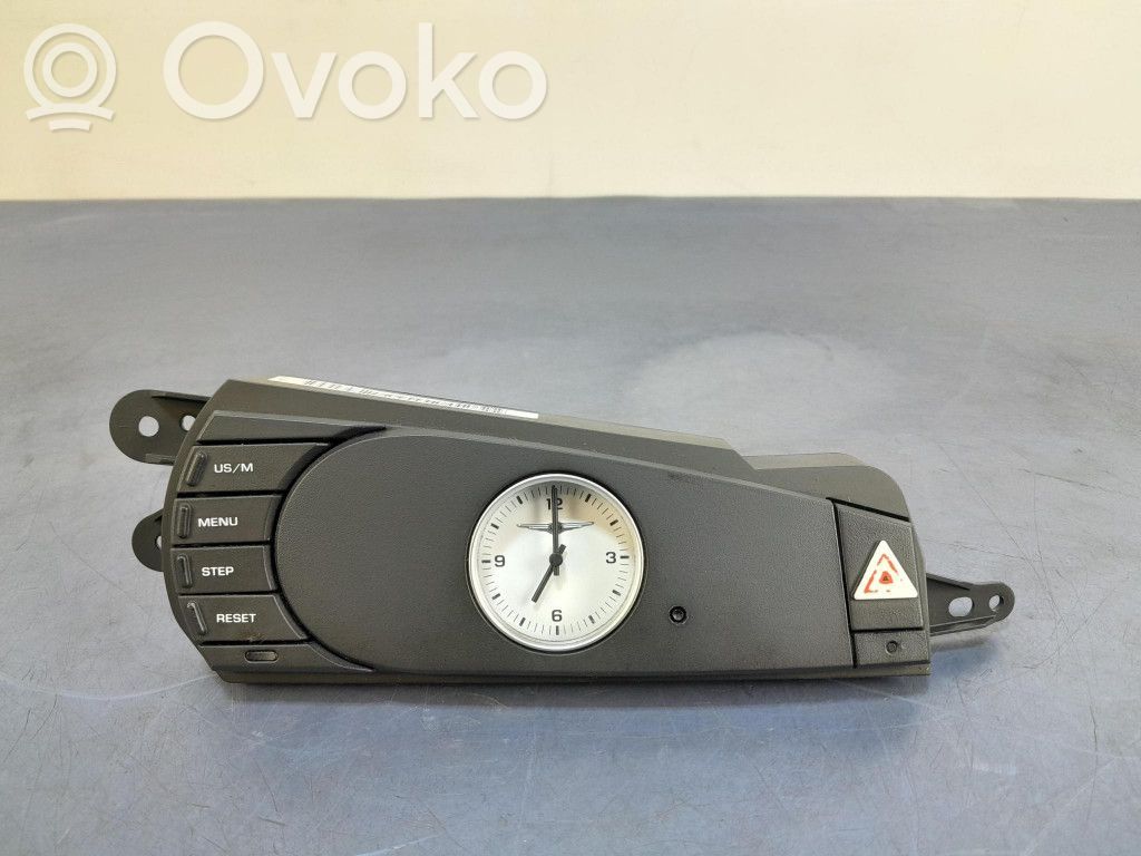 Chrysler Pacifica Panel / Radioodtwarzacz CD/DVD/GPS 