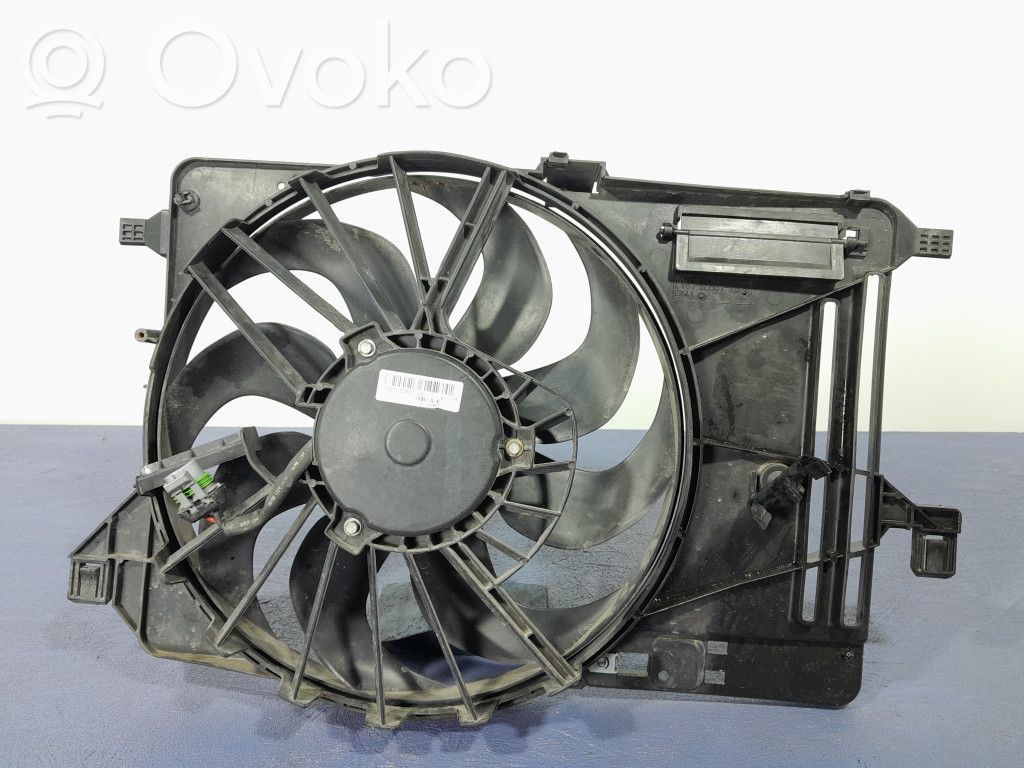 Ford Focus ST Elektrisks radiatoru ventilators 