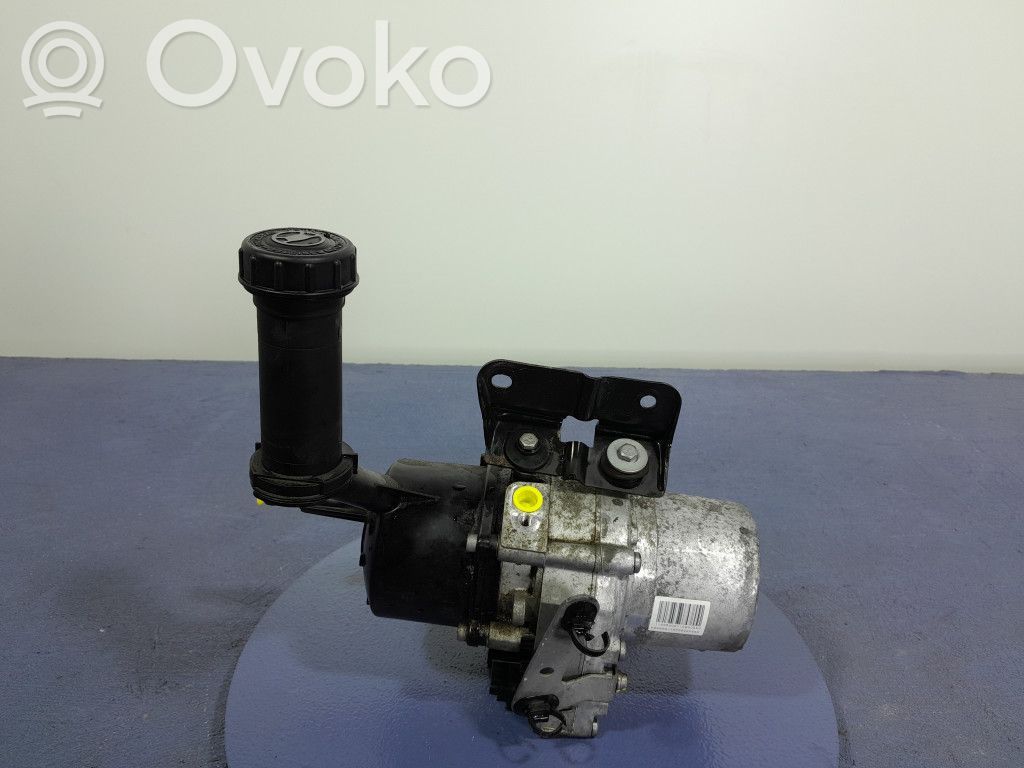 Citroen C4 II Ohjaustehostimen pumppu 