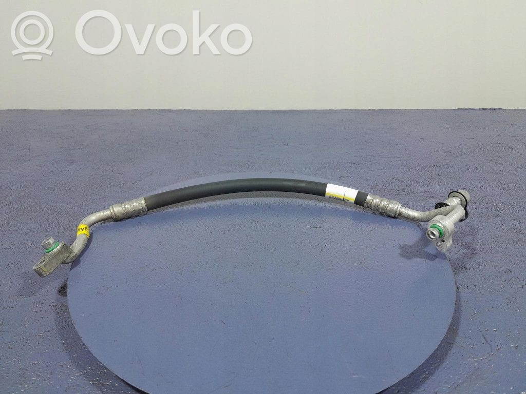 Hyundai i30 Ilmastointilaitteen putki (A/C) 