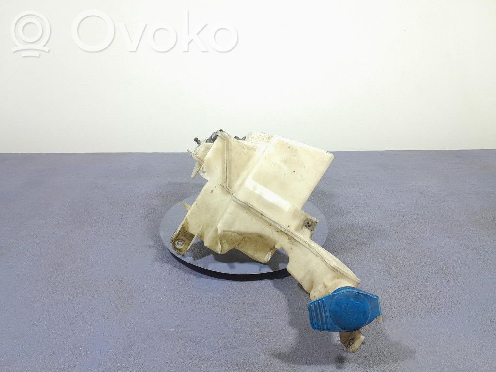 Volkswagen PASSAT B6 Serbatoio/vaschetta liquido lavavetri parabrezza