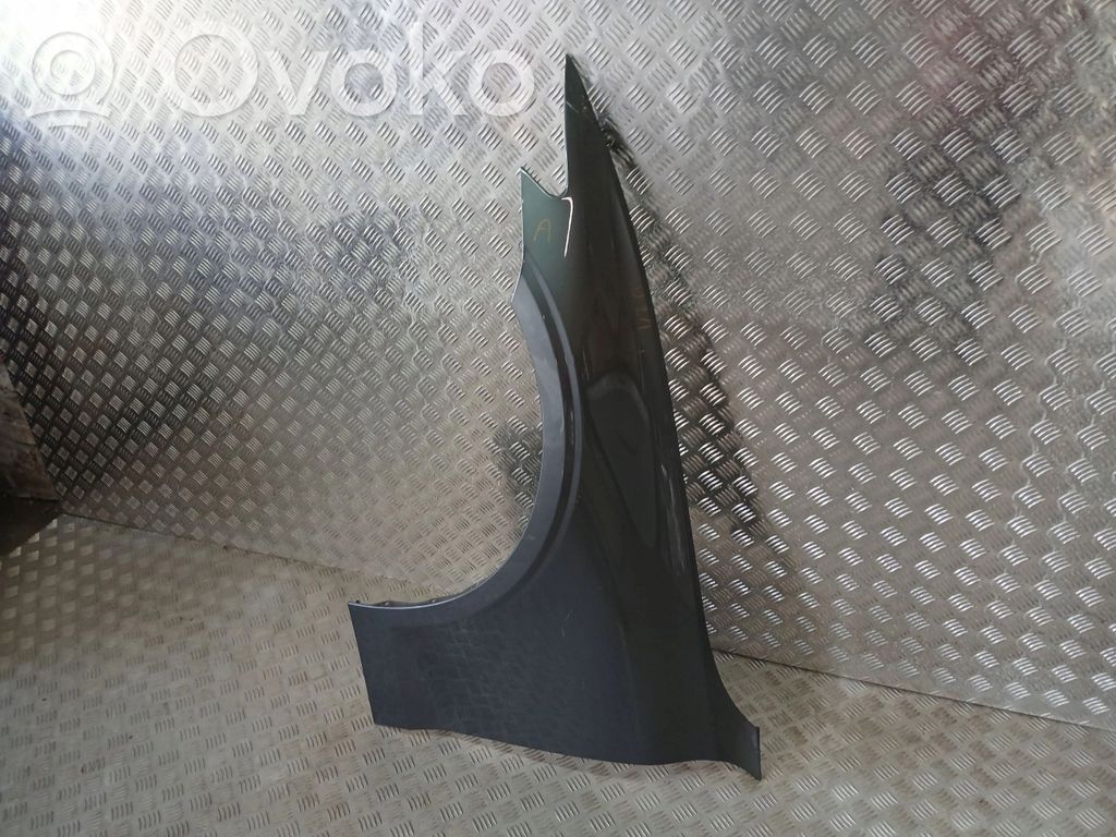 Volvo S60 Spārns 