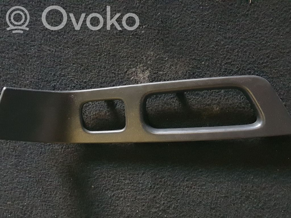 Volvo XC60 Rear door window switch trim 