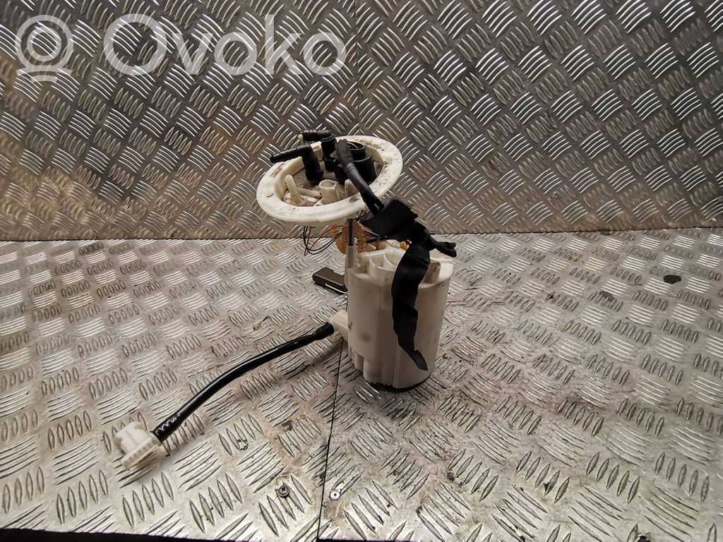 Audi A4 S4 B8 8K Bomba interna de combustible 