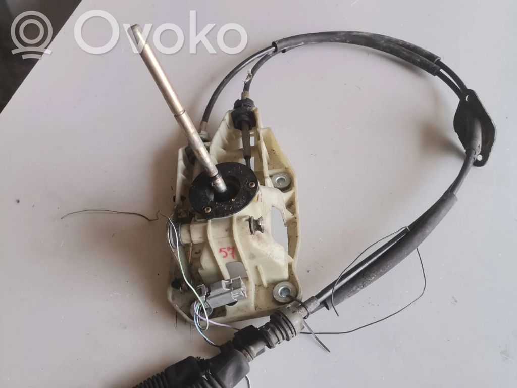Volvo V70 Gear shifter/selector 