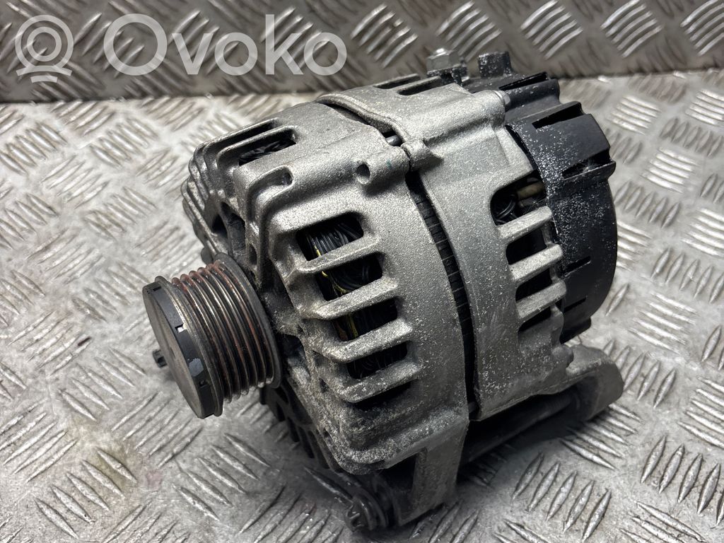 BMW X3 F25 Ģenerators 