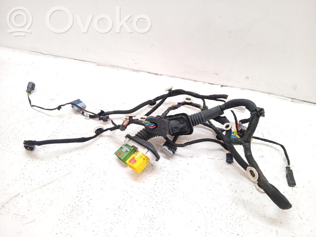 Opel Corsa F Arnés/cableado de puerta delantera 