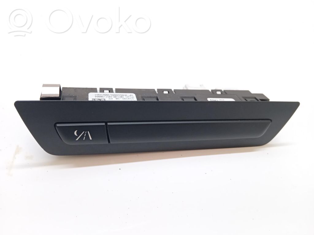 BMW 7 F01 F02 F03 F04 Antenos jungtukas 
