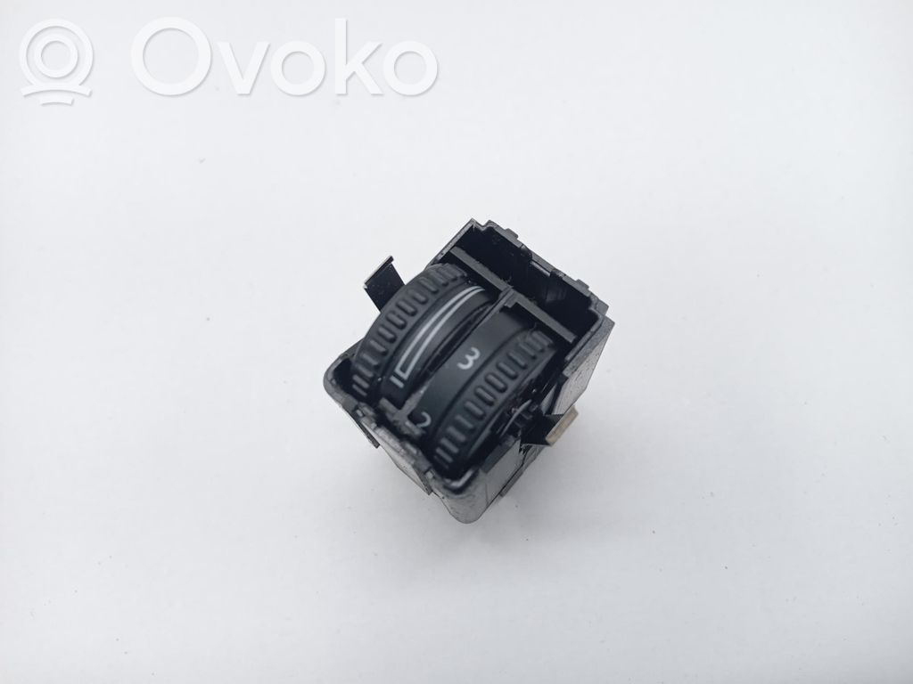 Volkswagen Golf Plus Headlight level height control switch 