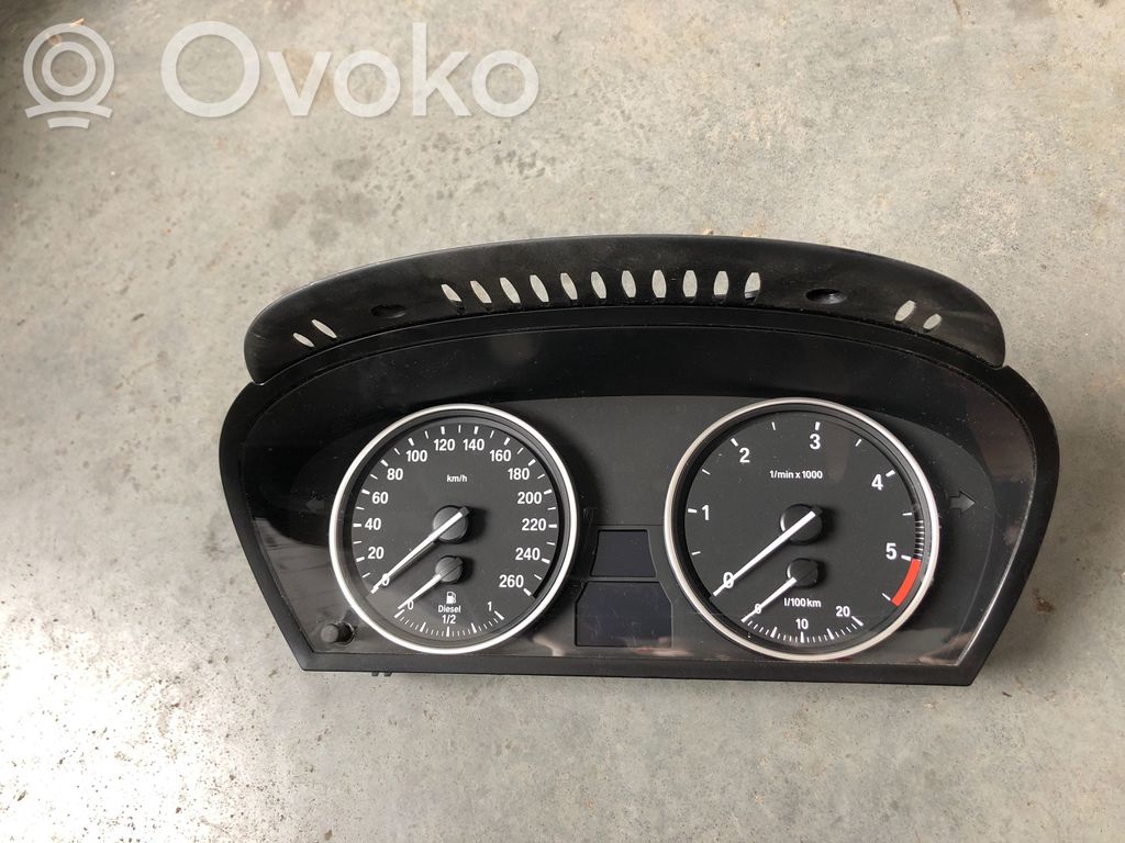 BMW X5 E70 Speedometer (instrument cluster) 