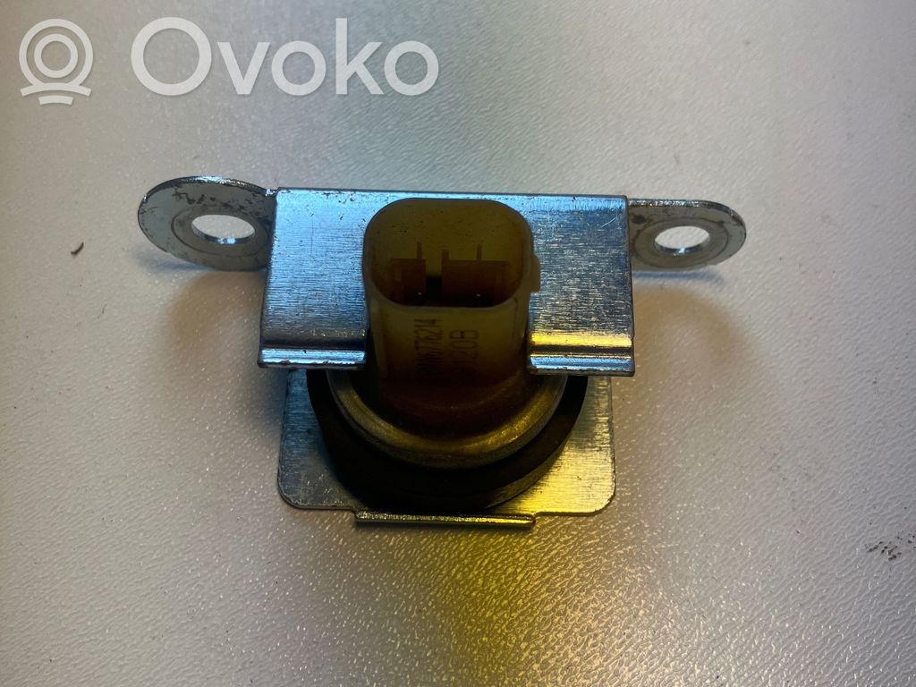 Acceleration sensor   6776214,8120B