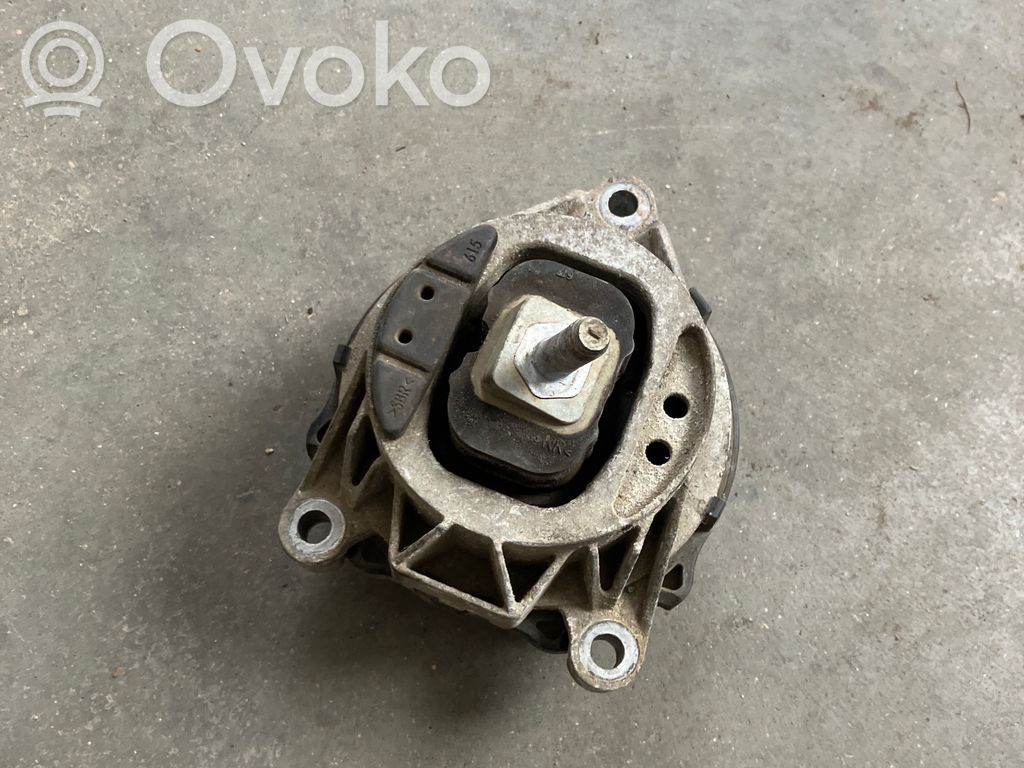 BMW 3 GT F34 Engine mount bracket 