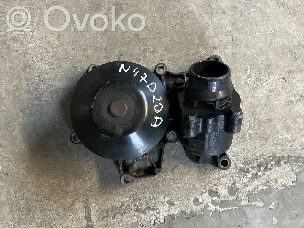 Water pump   7797640