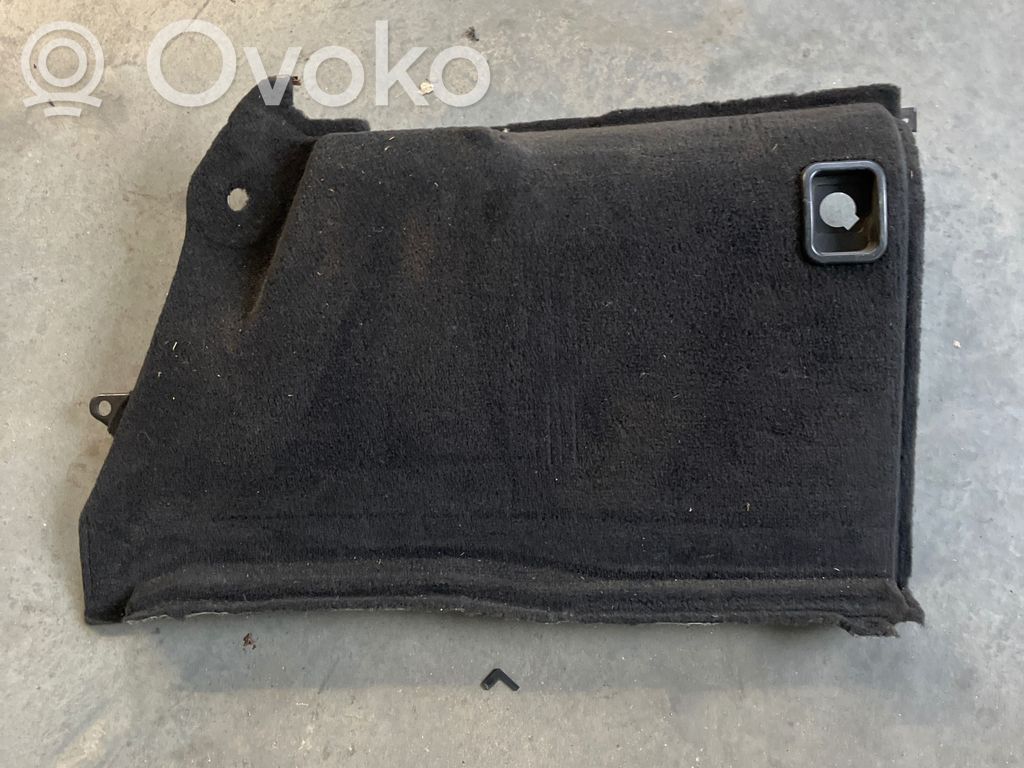 BMW 5 E39 Trunk/boot side trim panel 