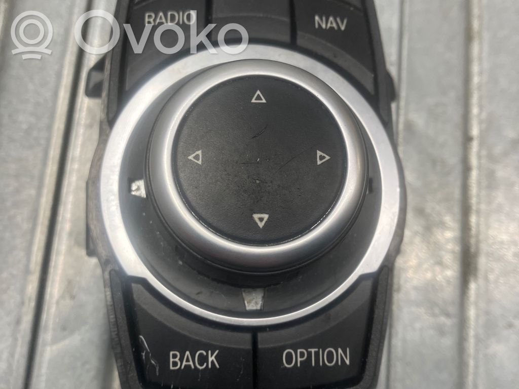BMW 5 E60 E61 Multimediju kontrolieris 