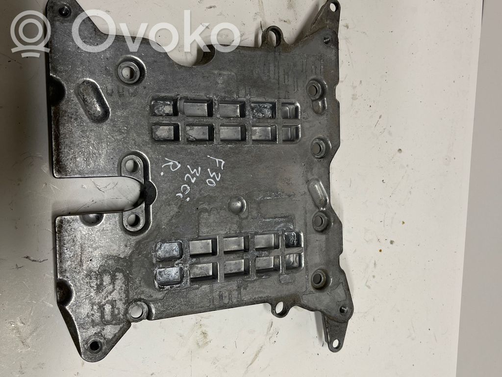 BMW 3 F30 F35 F31 Altra parte del vano motore 