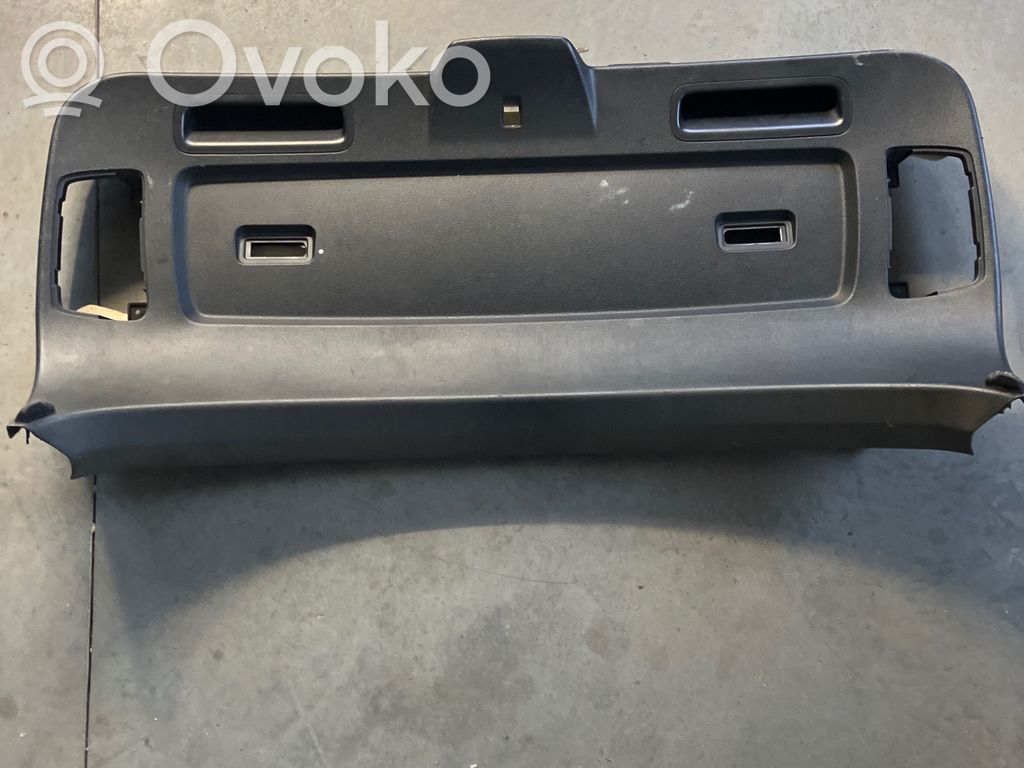 BMW X6 E71 Tailgate trim 