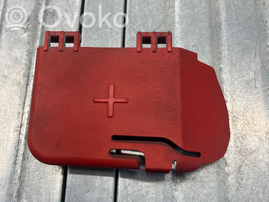 BMW 3 F30 F35 F31 Muu moottoritilan osa 