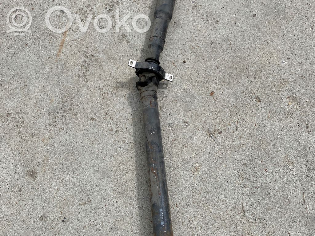 BMW 3 E90 E91 Kardanas komplekte 