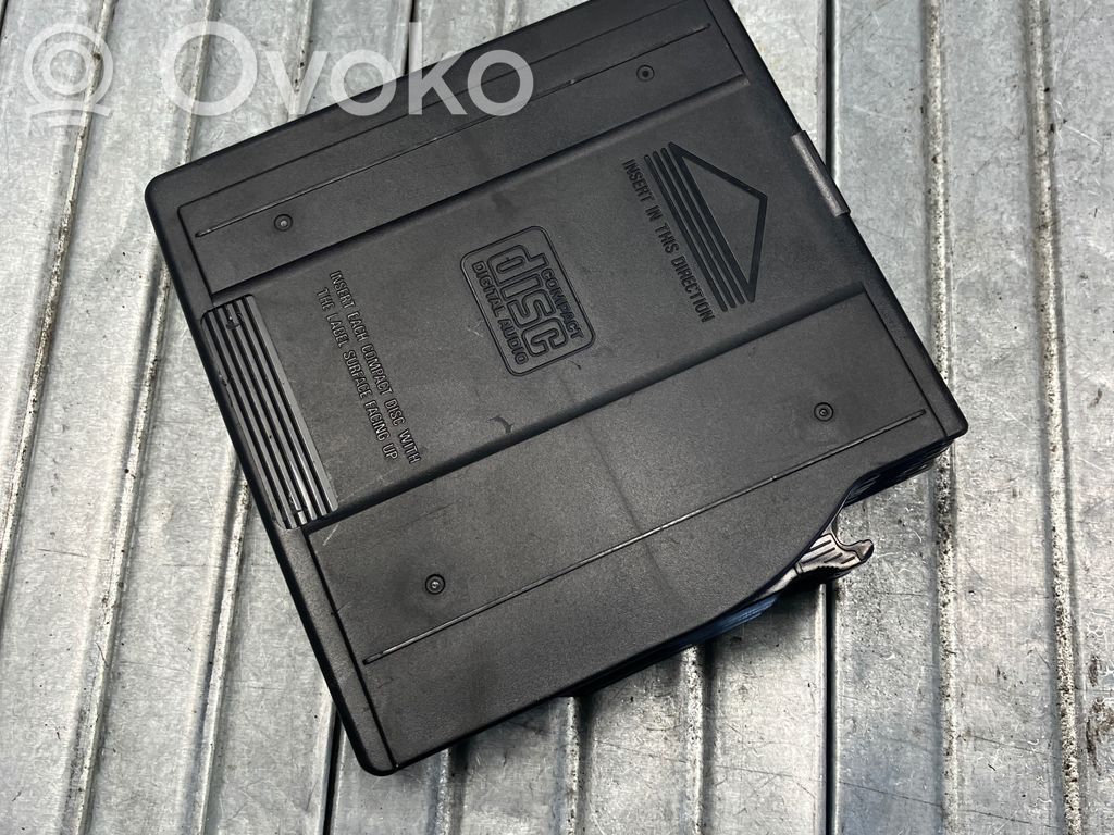 CD/DVD-vaihdin   8364931