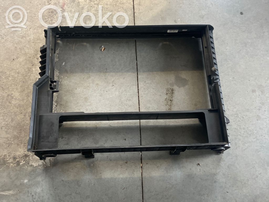 Mască radiator   2248481,22793115