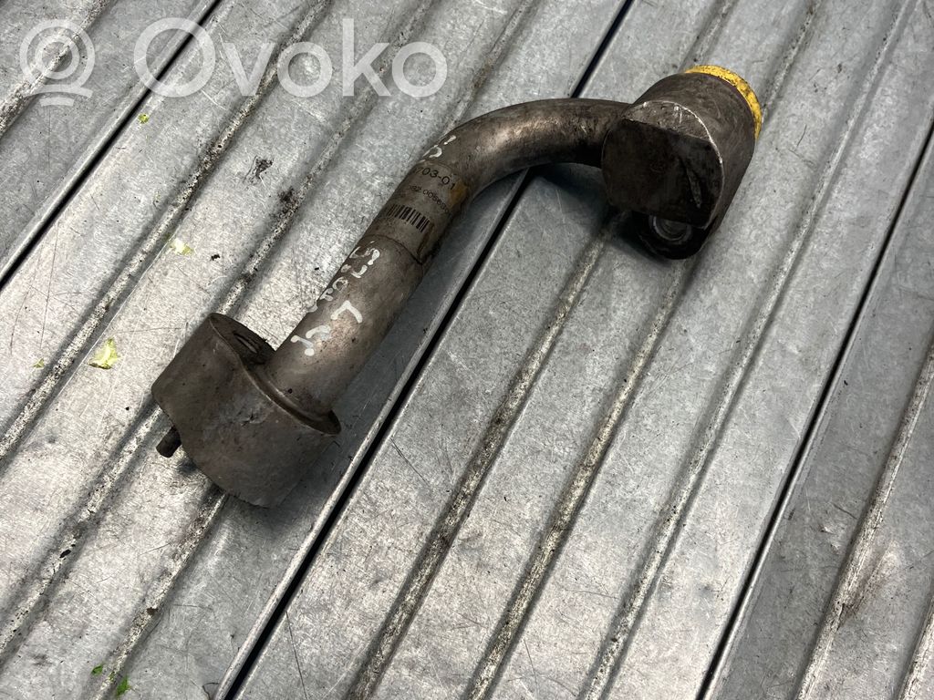 BMW 5 E60 E61 Ilmastointilaitteen putki (A/C) 