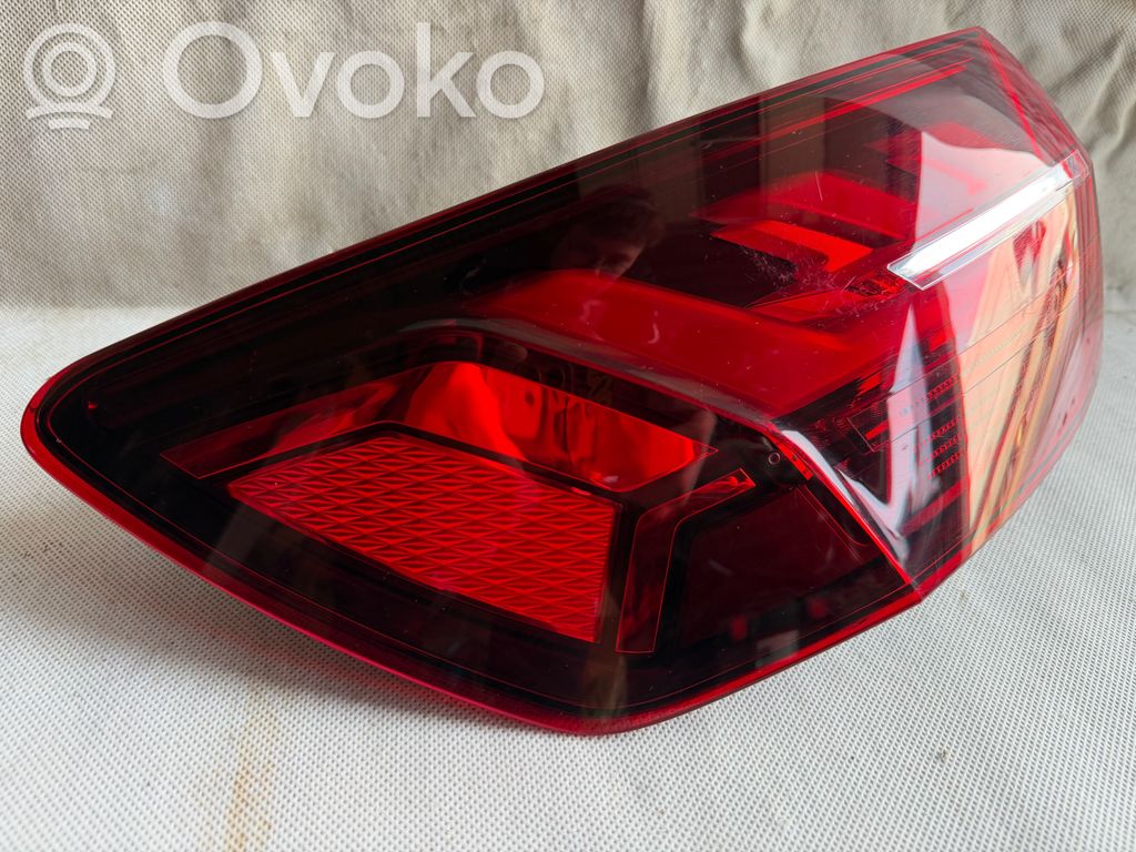 Audi A4 S4 B9 8W Lampă spate în caroserie 
