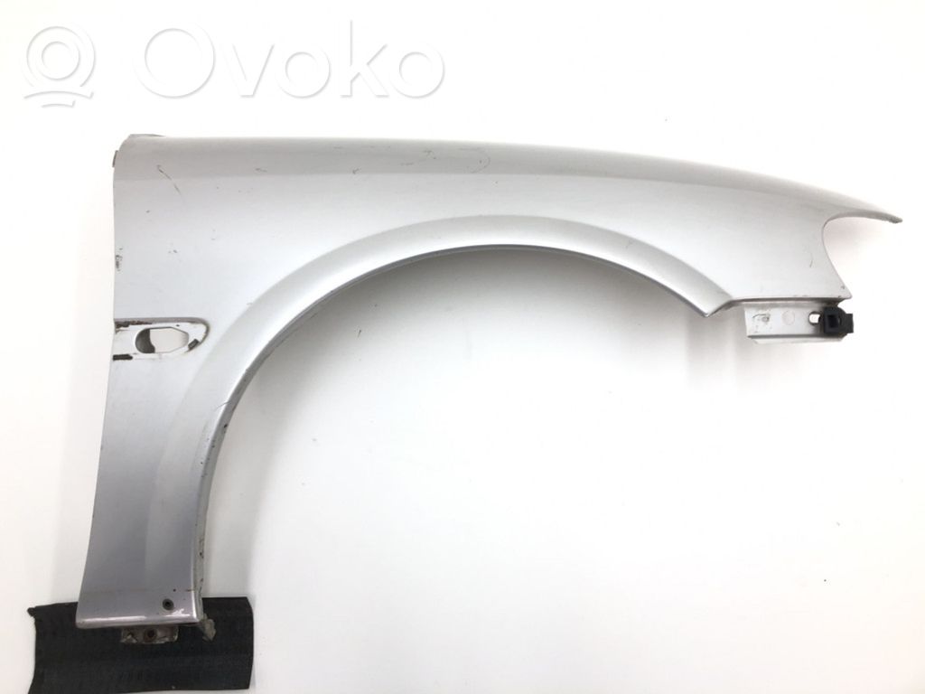 Opel Vectra B Guardabarro 