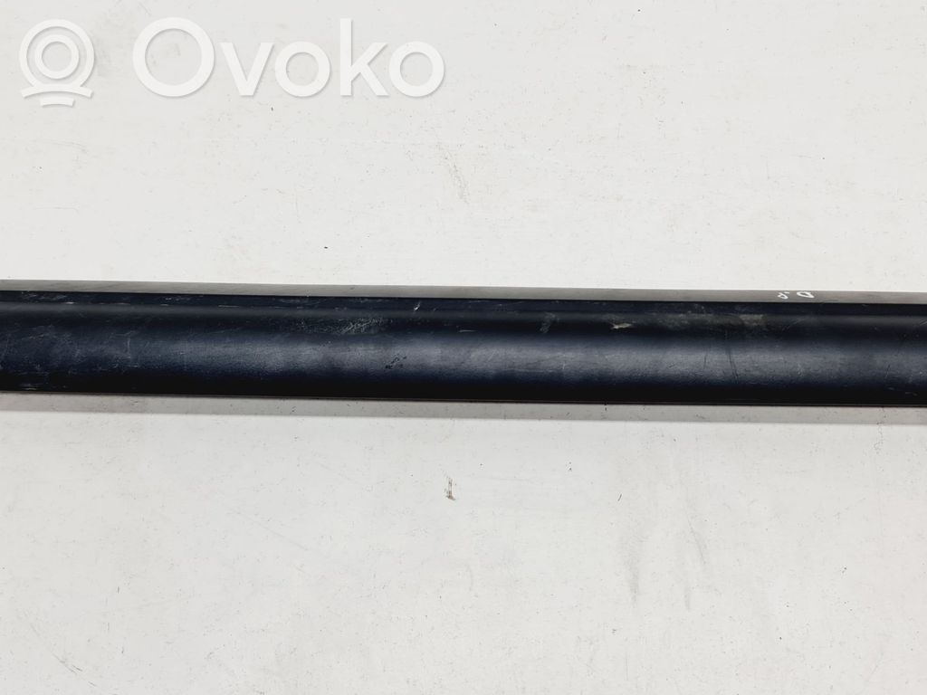 BMW 5 E60 E61 Etuoven kynnyksen suojalista 