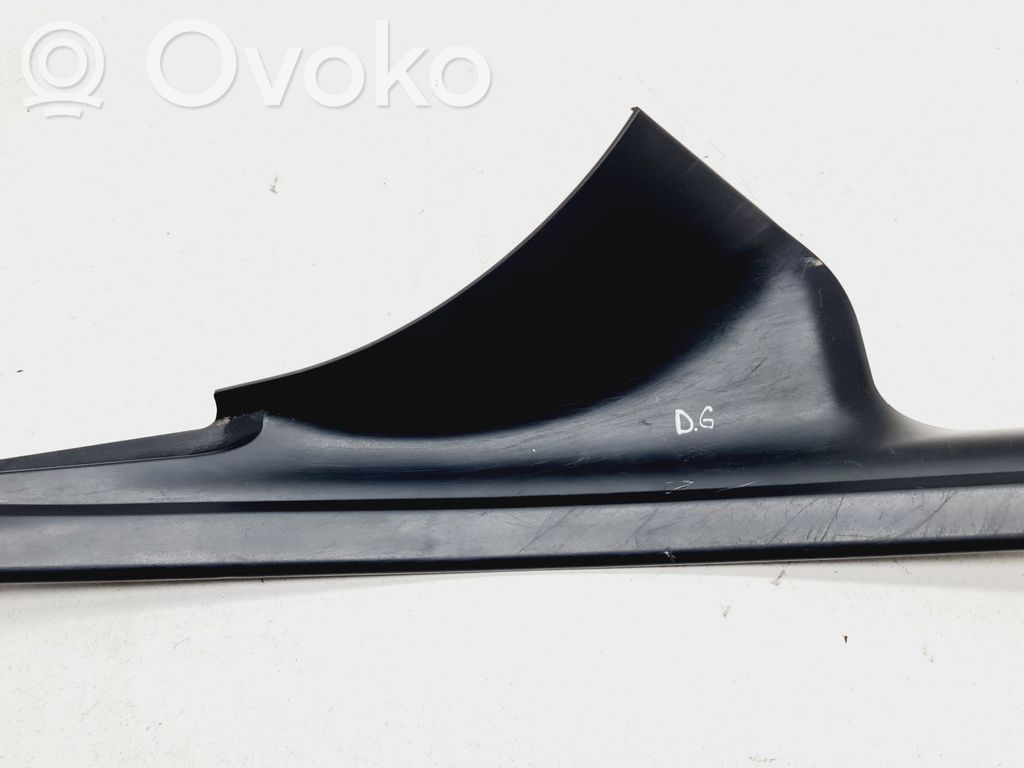 BMW 5 E60 E61 Moldura protectora del borde trasero 