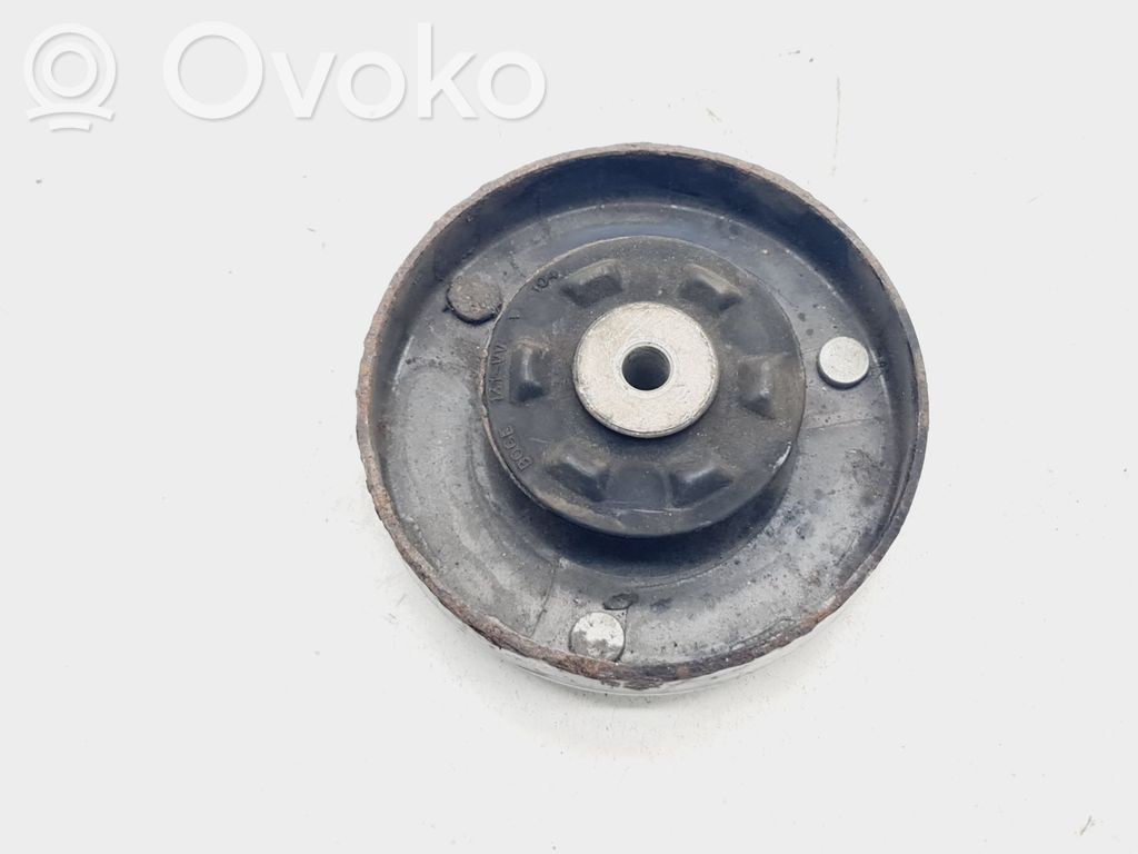 BMW 5 E39 Coil spring/strut mount 