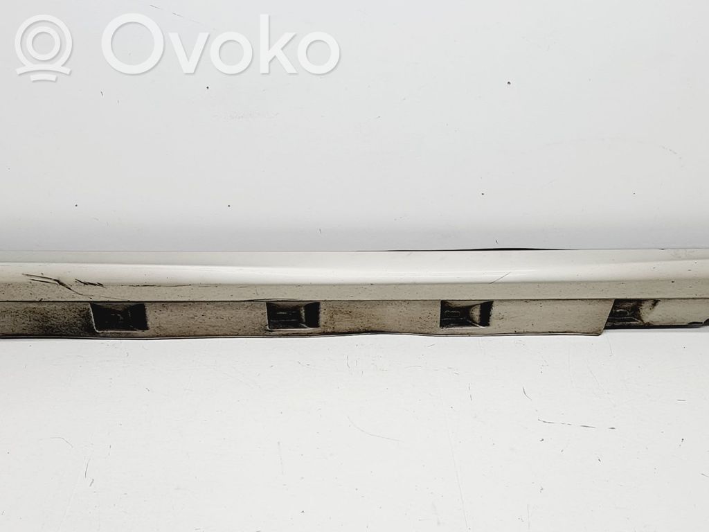 Saab 9-5 Slenkstis 