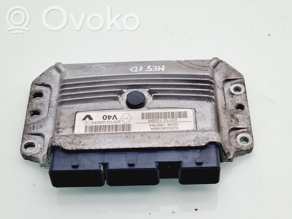 Renault Megane III Engine control unit/module 