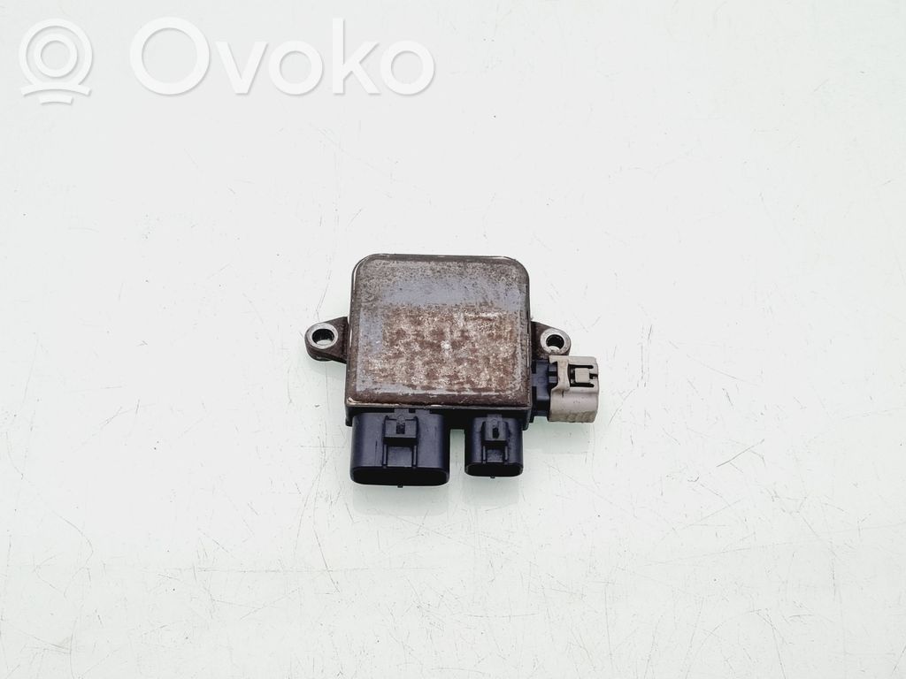Tesla Model S Coolant fan relay 