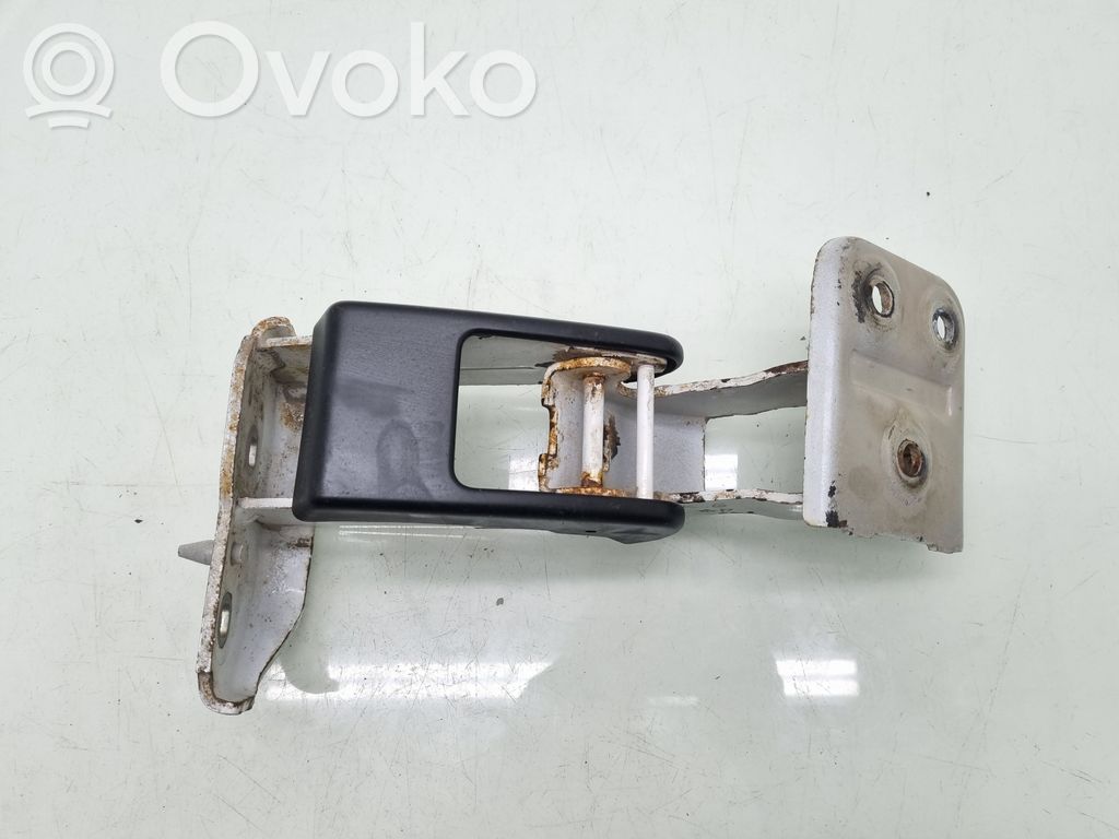 Toyota Proace Aizmugurē apakšējā vira (eņģe) 