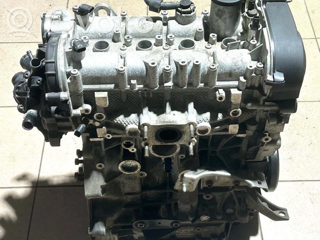 Volkswagen PASSAT B8 Engine 