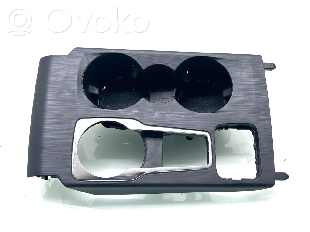 Cup holder front   JX7BA045A66D