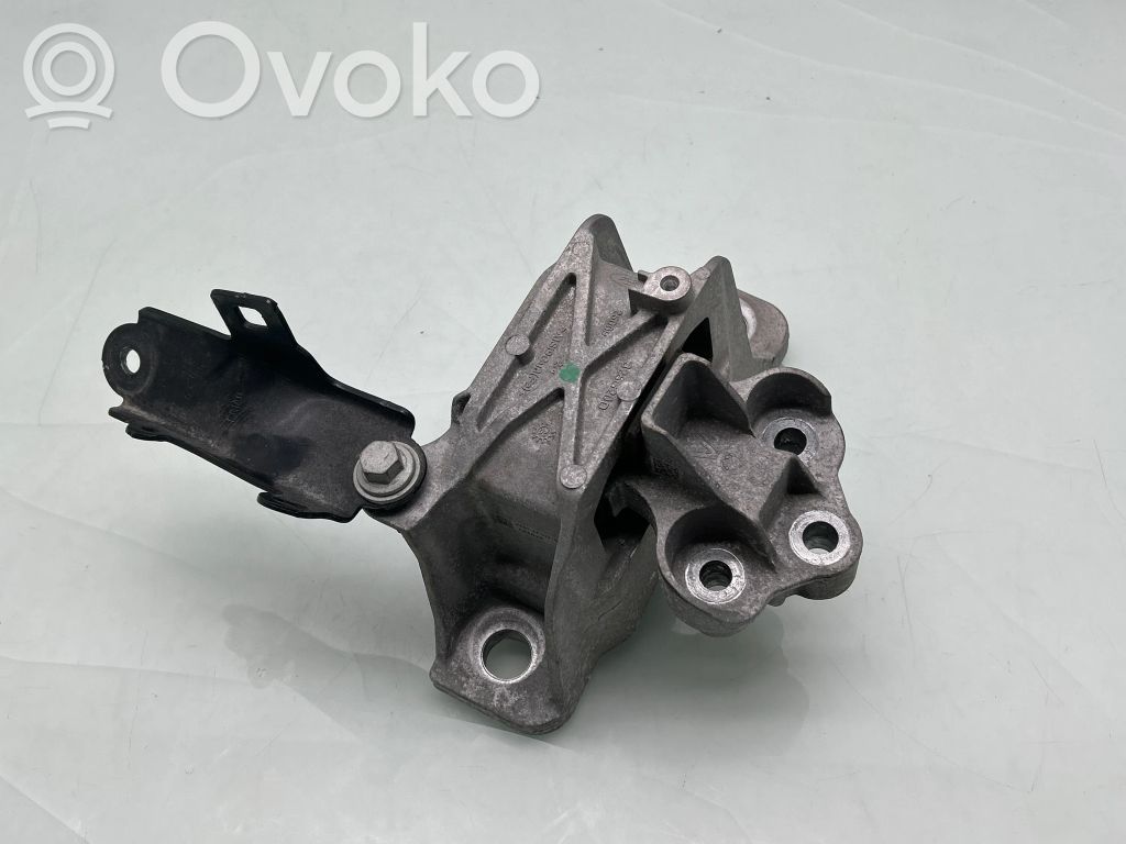 Engine mount bracket   JX616F012GD