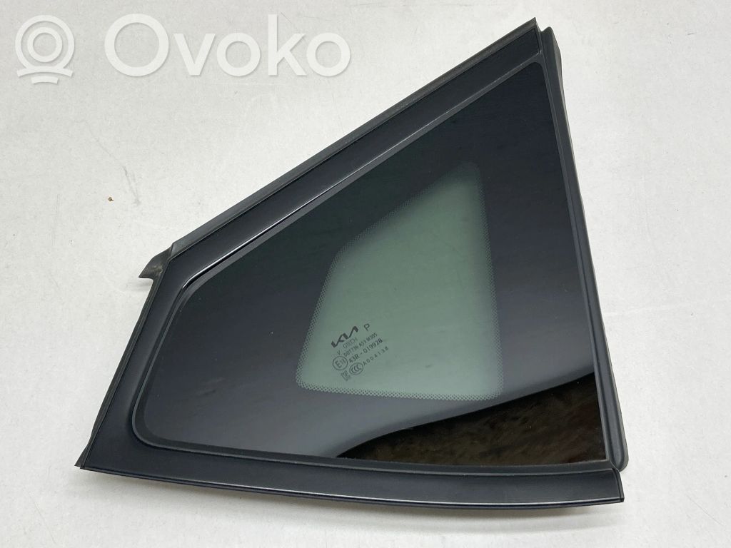 KIA EV6 Szyba karoseryjna tylna 
