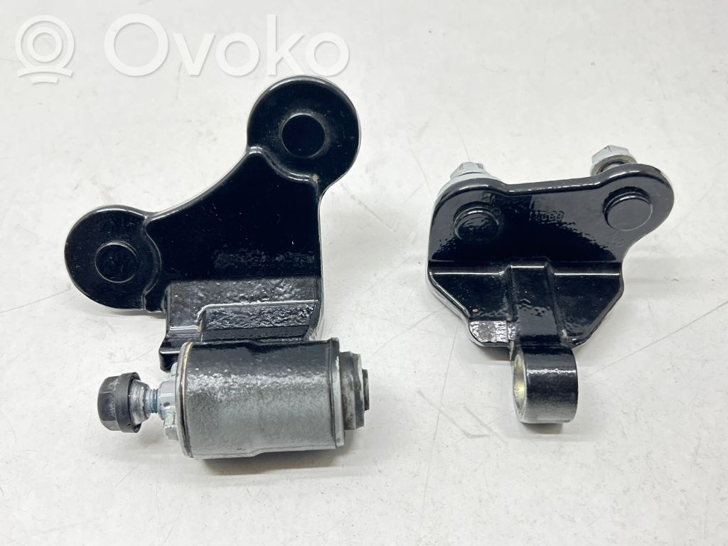 Mercedes-Benz C W204 Rear door hinge set 