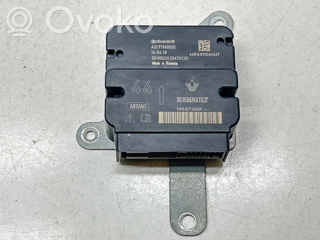 Renault Captur Airbag control unit/module 