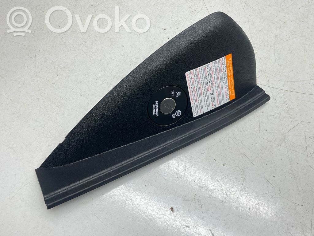 Dashboard side end trim   84767D4110