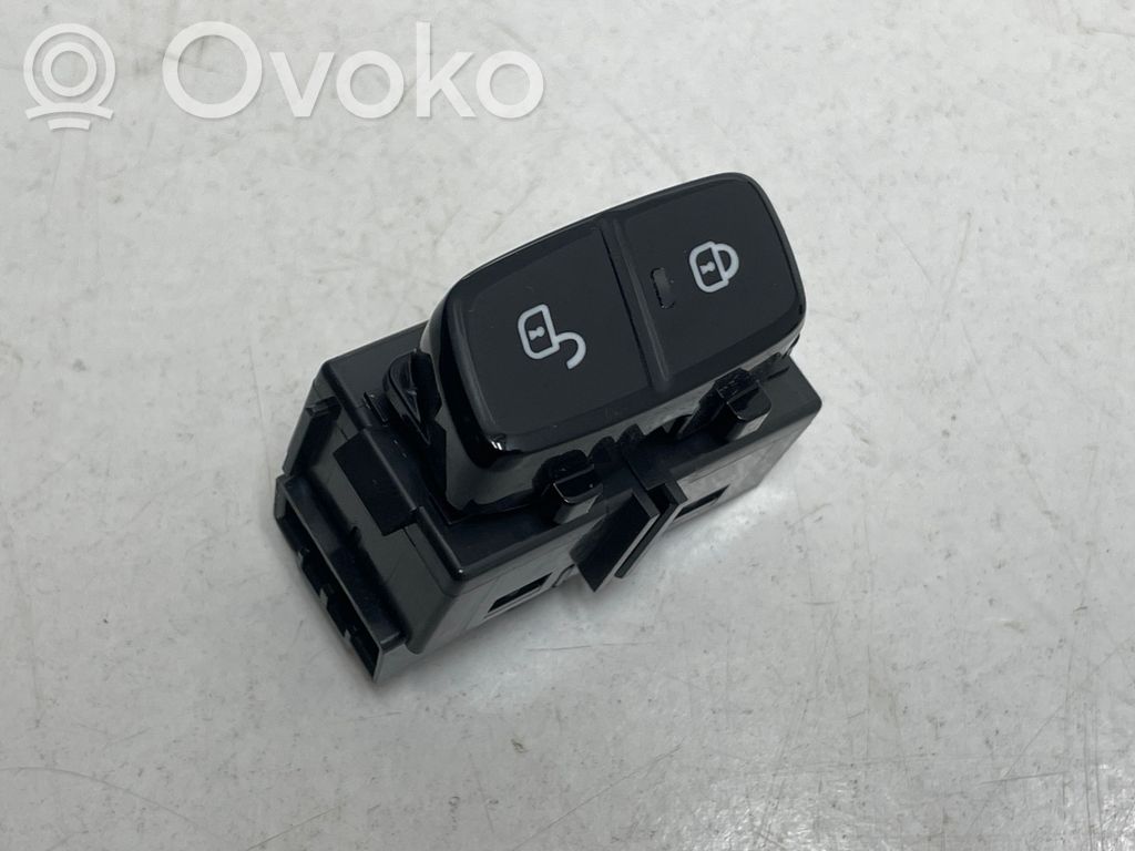 Volvo S90, V90 Central locking switch button 