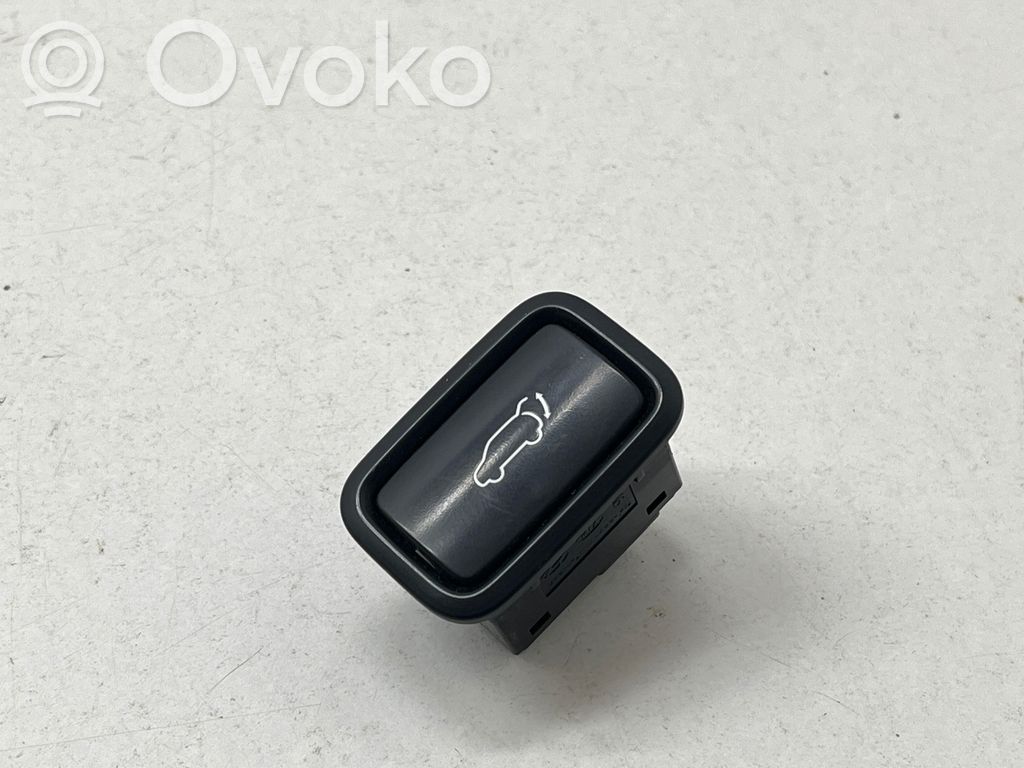 KIA Optima Tailgate/boot open switch button 