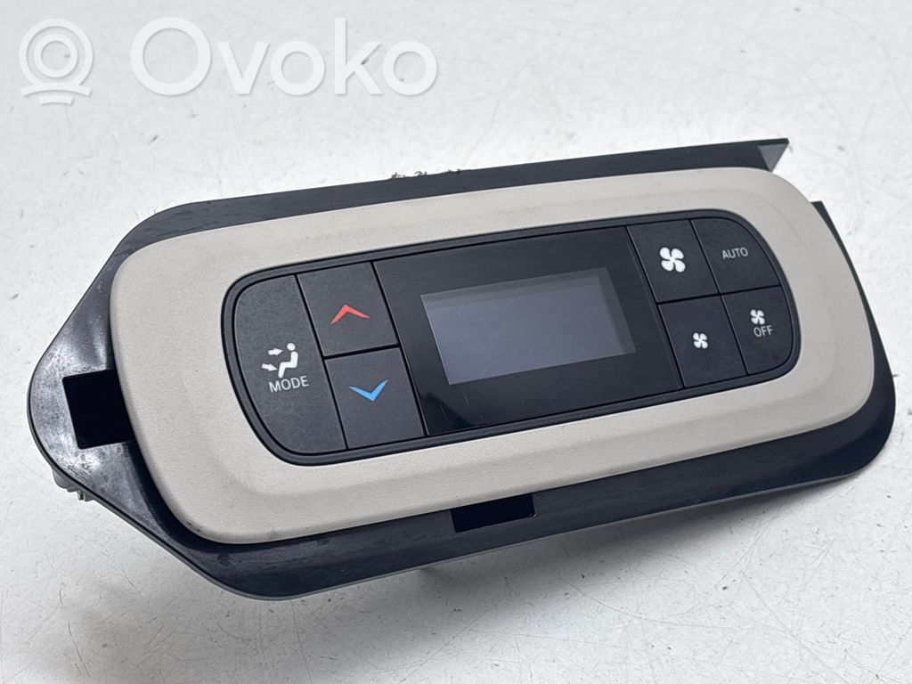 Chrysler Pacifica Climate control unit 
