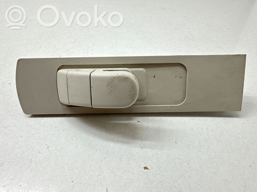 Ford Mondeo MK V Sicherheitsgurt-Einstellschiene 