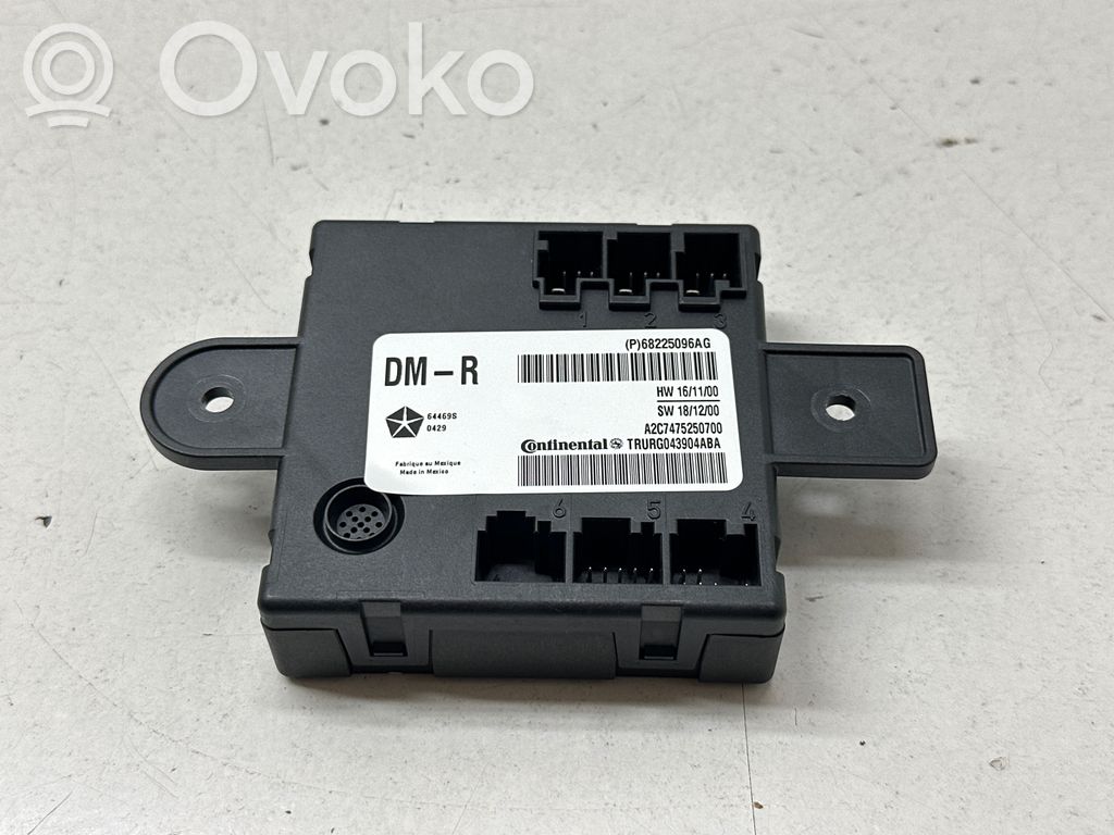 Chrysler Pacifica Unidad de control/módulo de la puerta corredera 